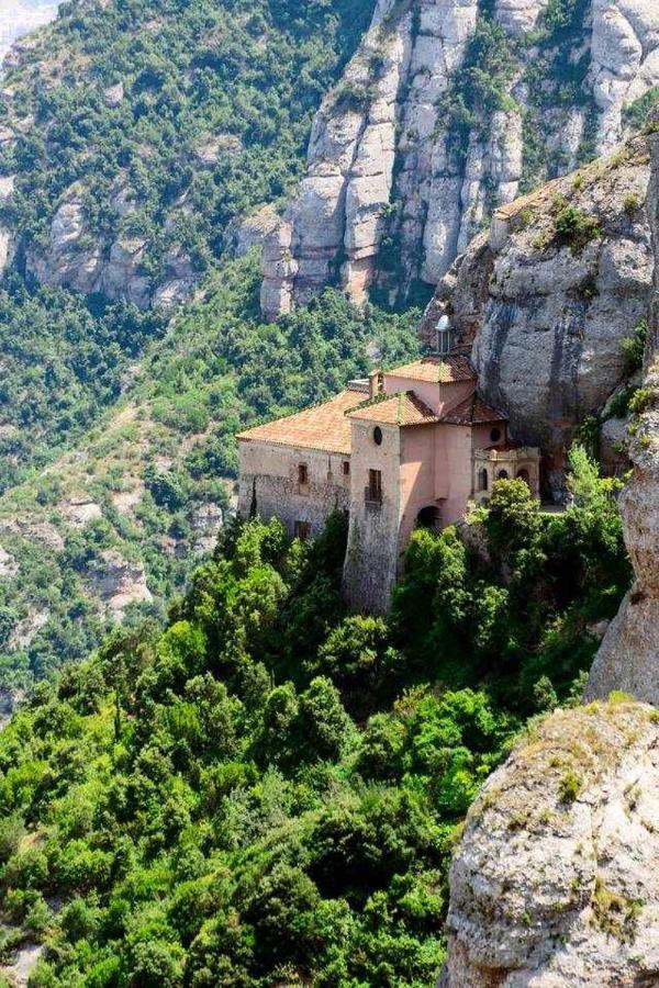 Xalet De La Muntanya El Brucmontserrat Buitenkant foto